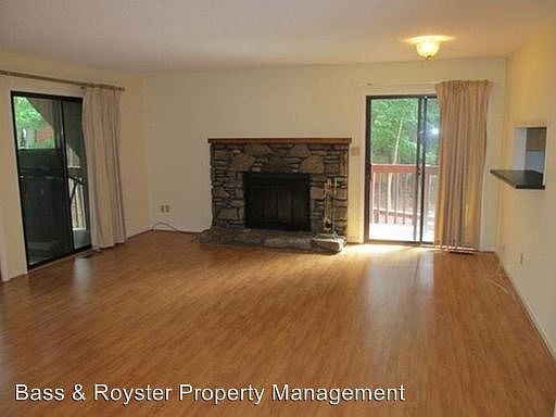 2nd image of 125 Cedar Forest Trl