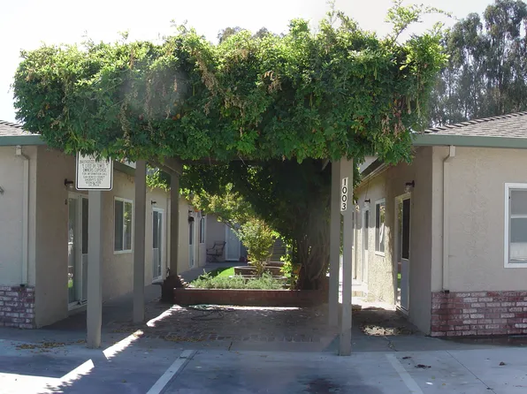 1003 3rd St #5, San Juan Bautista, CA 95045