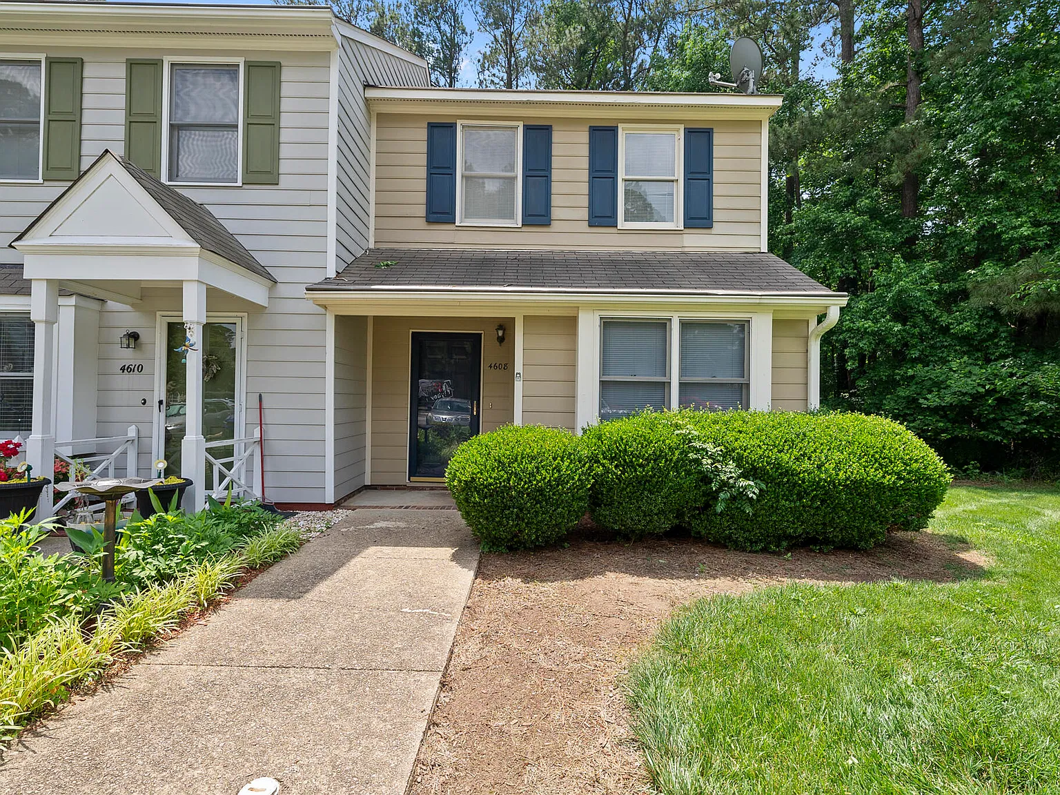 2 bed, 2.5 bath, $1,625 — Photo 3