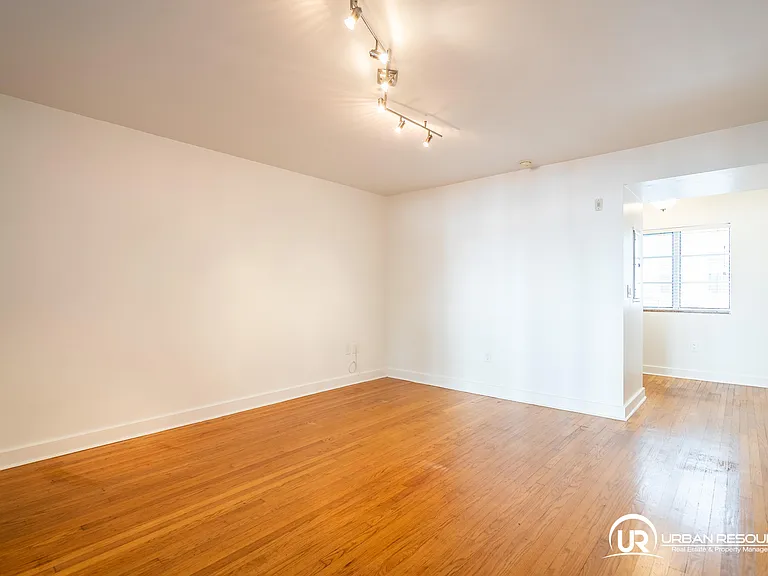 2425 Flamingo Pl #2 — Photo 8