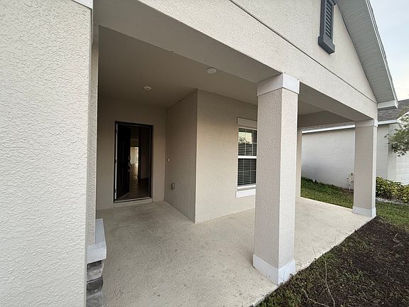 5th image of 355 White Heron Way
