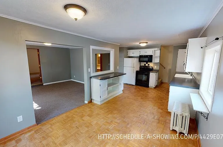 402 E Park St — Photo 2