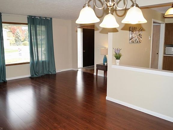 5th image of 5834 Rock Haven Dr