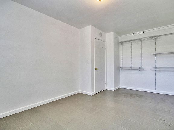 5th image of 6591 Seville Rd #12