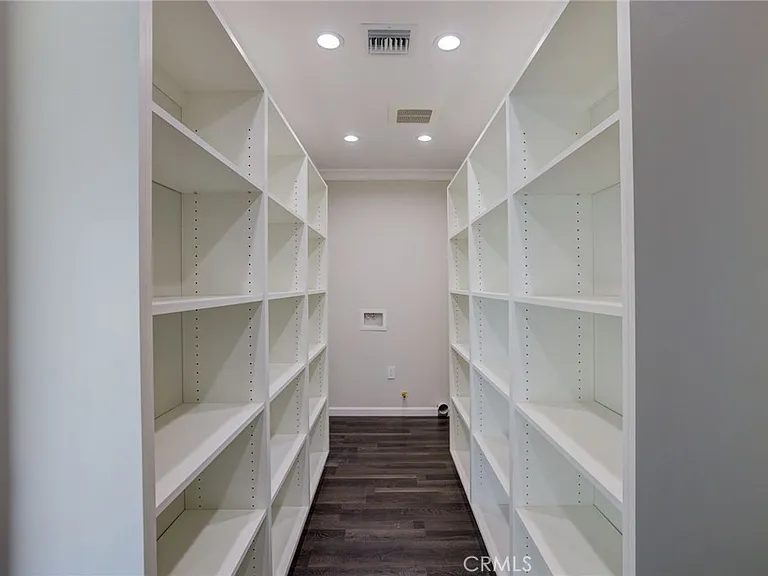 10920 Garden Grove Ave — Photo 18