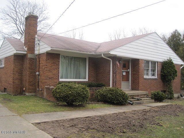 1st image of 1427 Leffingwell Ave NE