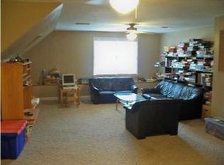 122 Silver Leaf Dr, Albany, GA 31721