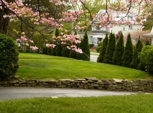 180 County Rd, Tenafly, NJ 07670