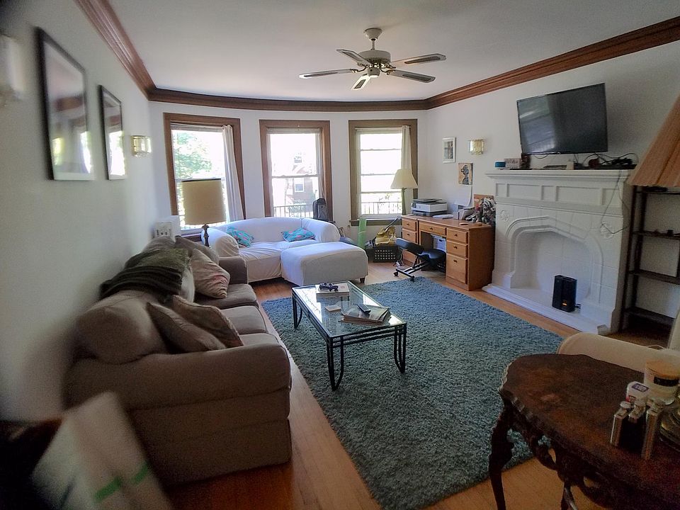 1st image of 4901 N Hermitage Ave #3