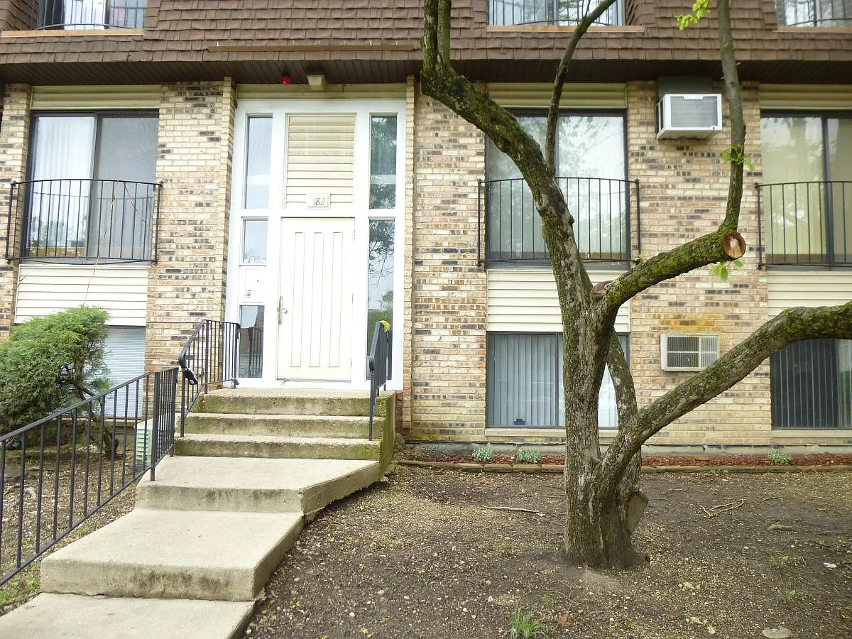 182 Waters Edge Dr #101 photo 1