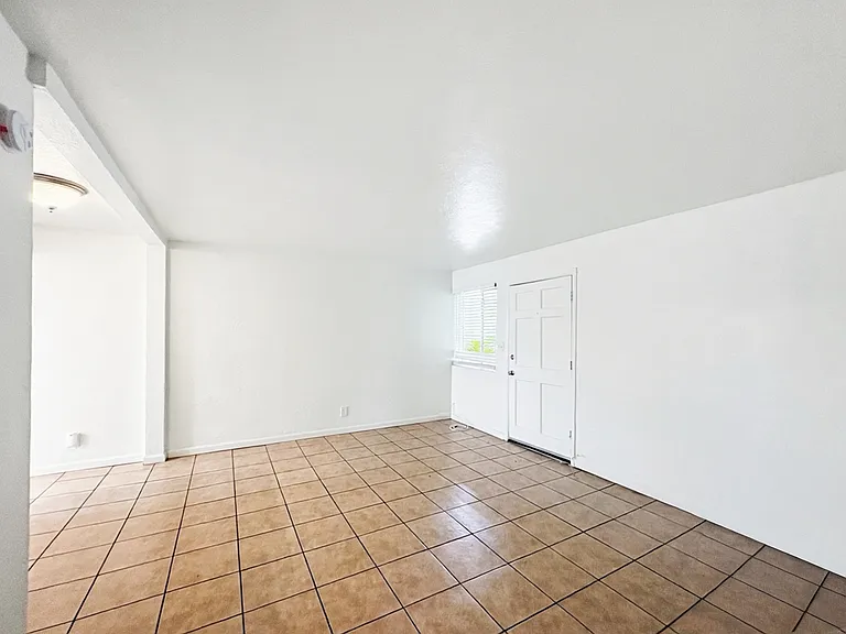 2417 E Campbell Ave #11A — Photo 9