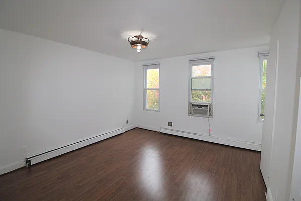 Rented by Compass | media 5