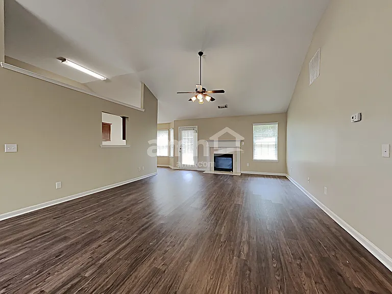 2095 Mina Lane Dr — Photo 7