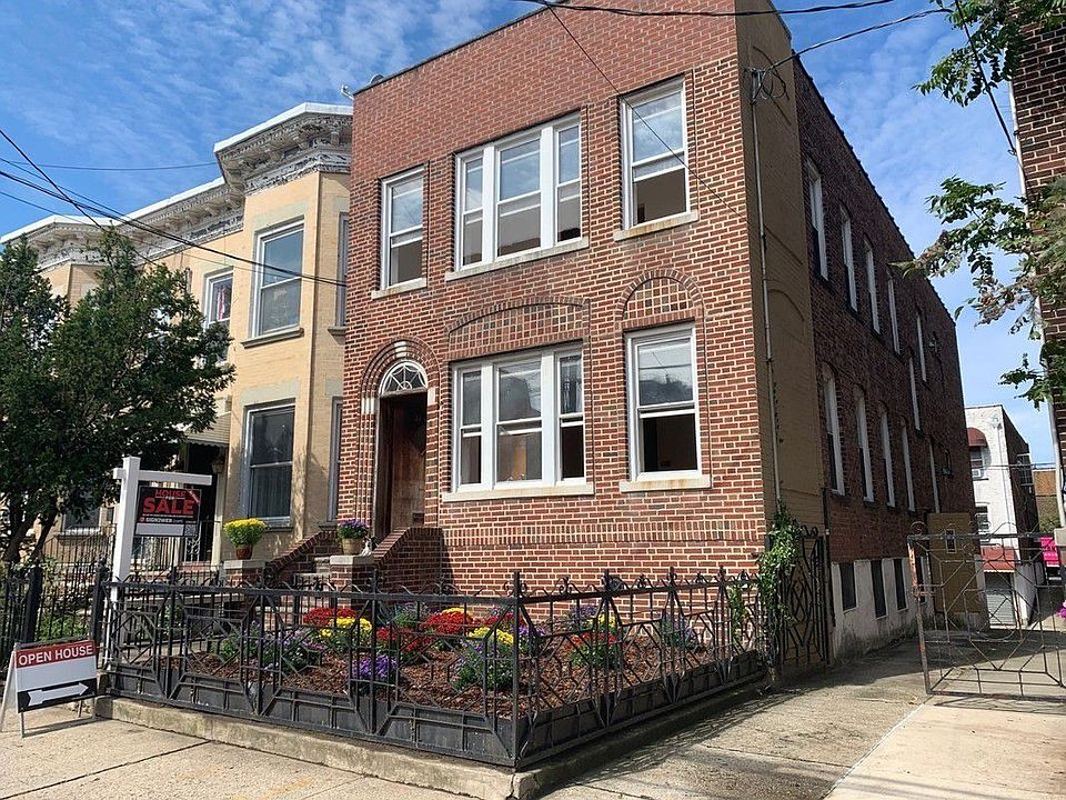 1st image of 3146 30th St