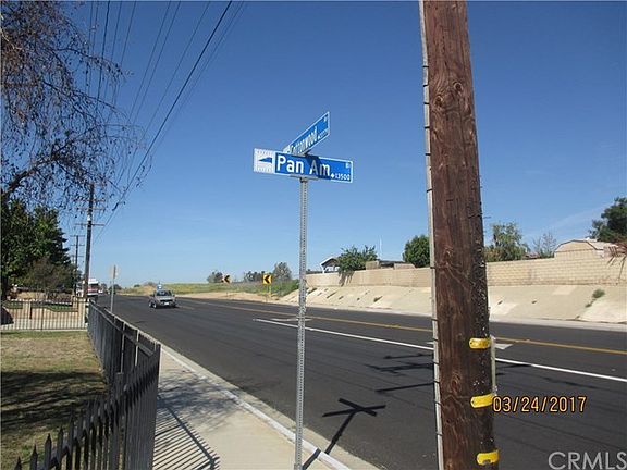 5th image of 22779 Cottonwood Ave
