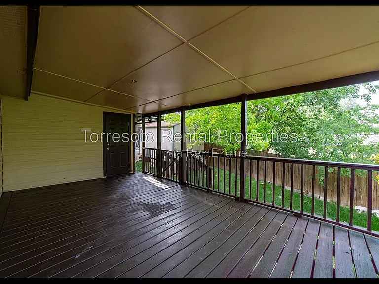 1919 E Highland Blvd — Photo 29