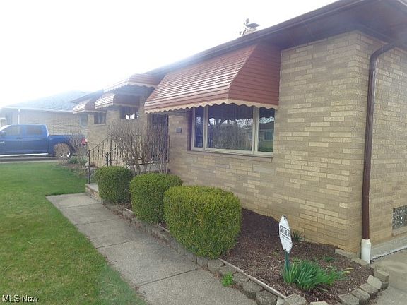 2nd image of 8978 Boxwood Cir