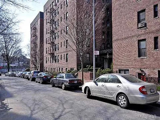 Sold by Douglas Elliman | media 6
