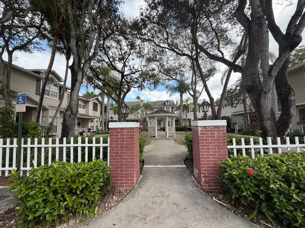 14601 SW 122nd Pl, Miami, FL 33186