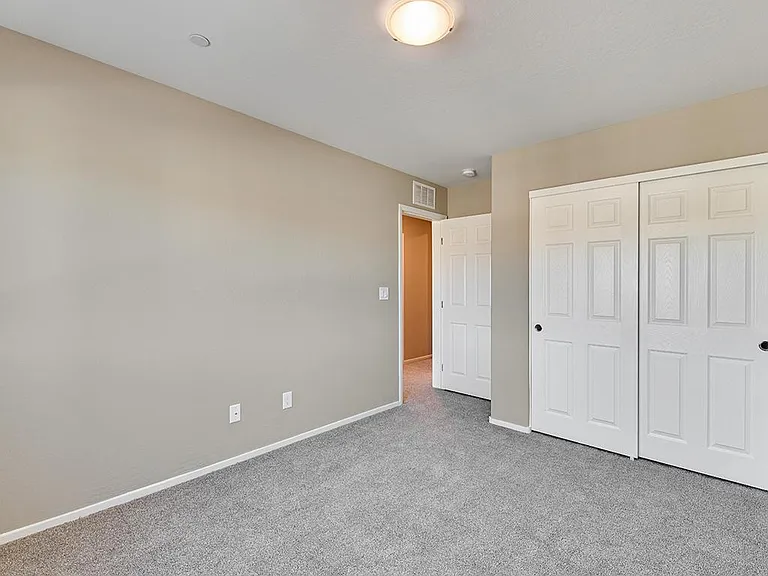 6238 Mavora Lakes St — Photo 37