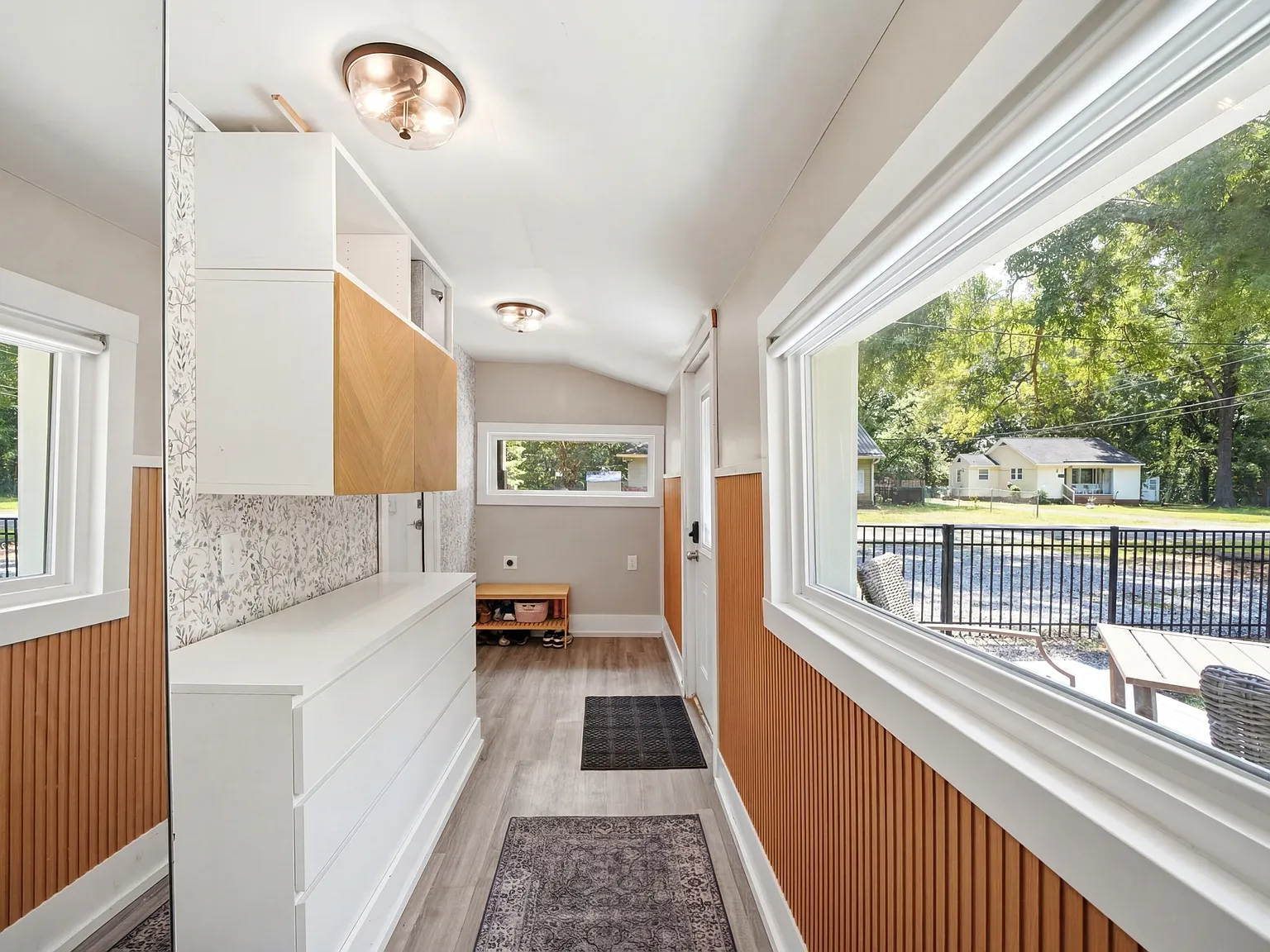2601 Derita Avenue - 1 — Photo 4