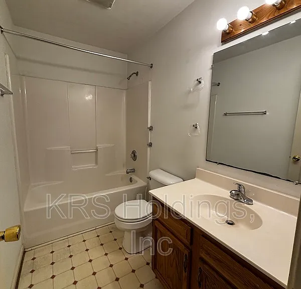 3320 Pinecrest Cir — Photo 17