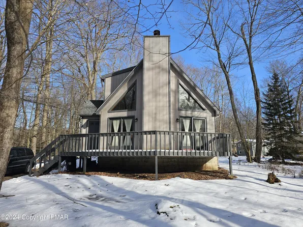 108 Rising Sun Ct, Pocono Lake, PA 18347