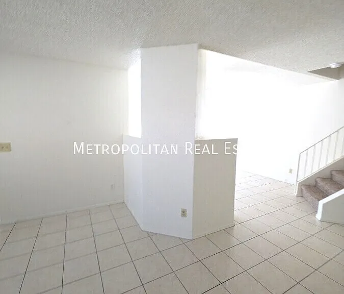3034 E Villa Maria Dr — Photo 7