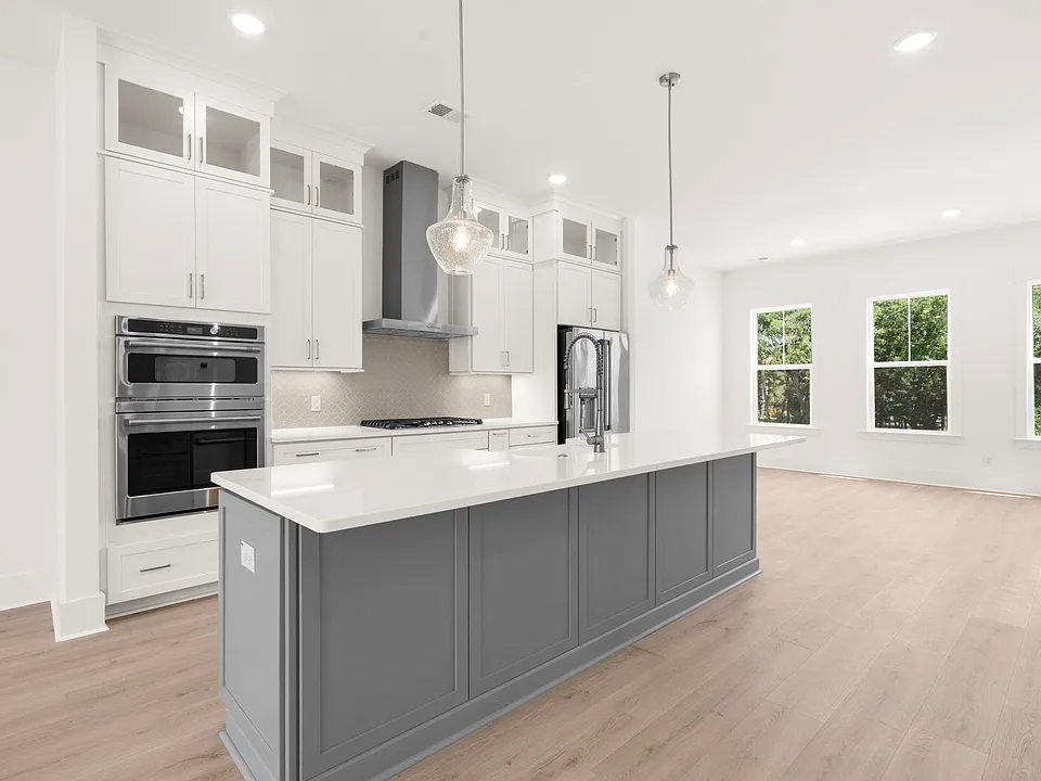 2nd Floor- Kitchen, NEW, NEW, NEW, nobody has lived here, just built!