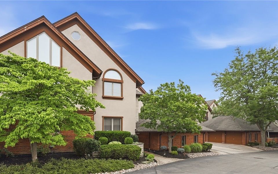 1st image of 182 Castlebrooke Ln