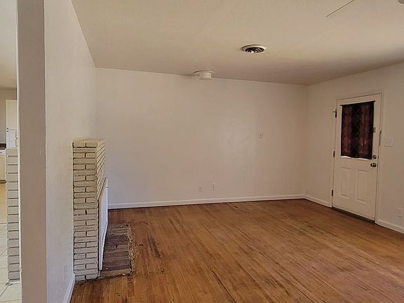 5th image of 2842 Yana Ave