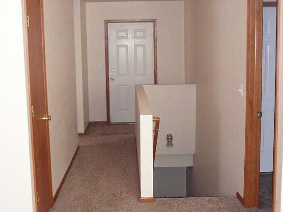 4th image of 535 Ruby Ave