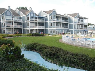 4144 Ridge Rd APT 26, Stevensville, MI, 49127
