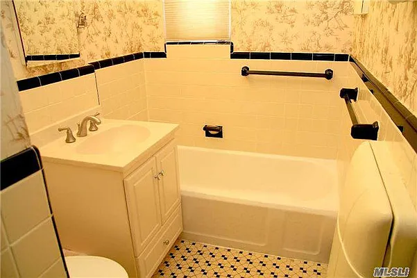 Sold by Charles Rutenberg Realty, Inc. | media 14
