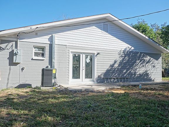 3rd image of 1444 Atlanta Dr