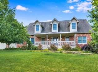 1728 SW 24th St, Blue Springs, MO 64015