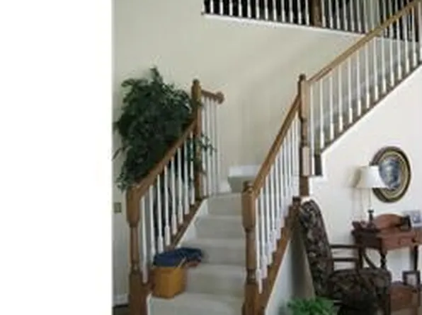 1630 Yardley Dr, West Chester, PA 19380