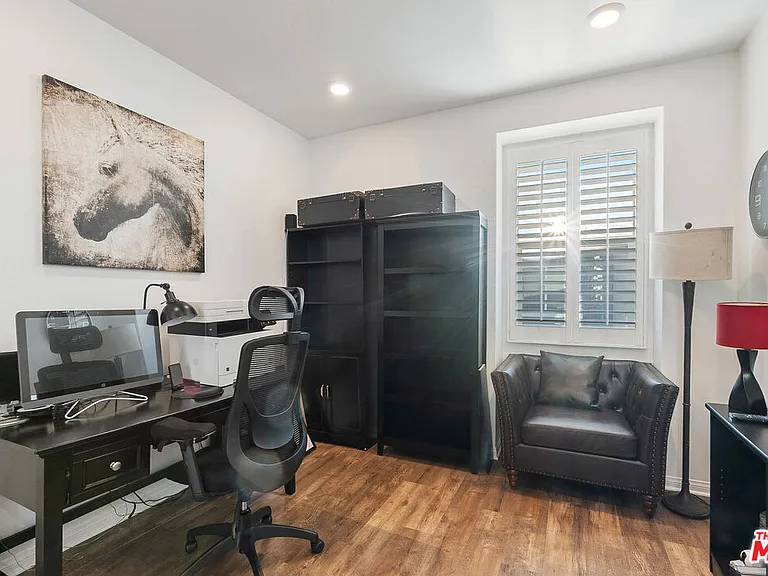 749 Daniel Freeman Cir — Photo 20