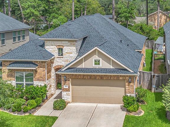 3rd image of 1063 Ginger Glade Lane