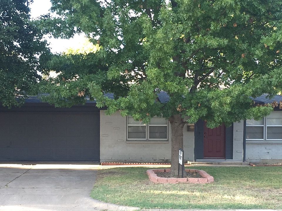 1st image of 340 Lena Ln