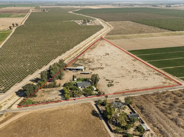 860 W Riverdale Ave, Riverdale, CA 93656