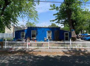 7706 W Shore Rd, Pasadena, MD 21122