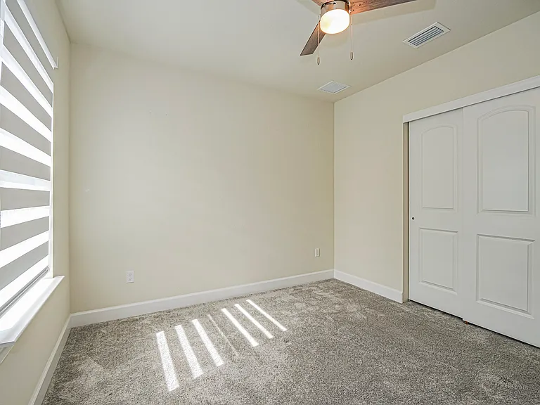5204 Jasper Sq — Photo 28
