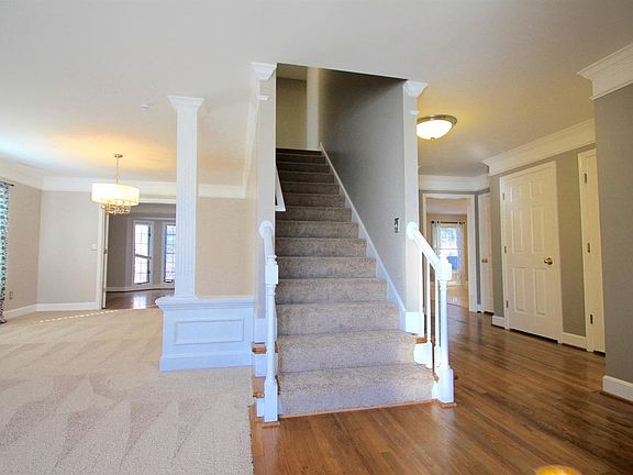 4th image of 1312 Corona Dr