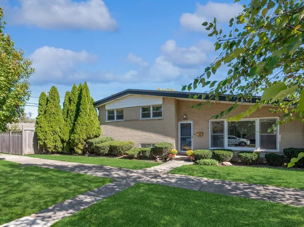 9201 Kolmar Ave, Skokie, IL 60076