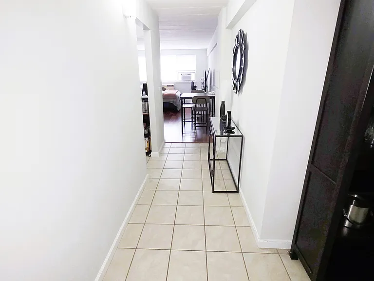 6821 N Sheridan Road — Photo 11