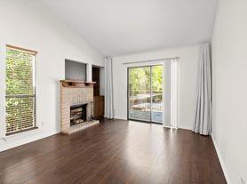 3500 Tangle Brush Dr