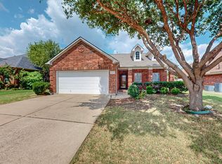 8008 Joshua Tree Ct, Arlington, TX 76002