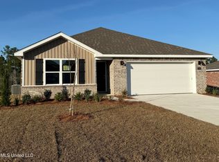 17470 E Sycamore St, Gulfport, MS 39503