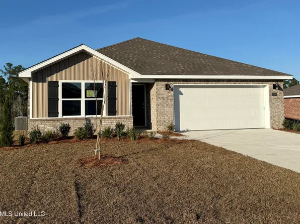 17470 E Sycamore St, Gulfport, MS 39503